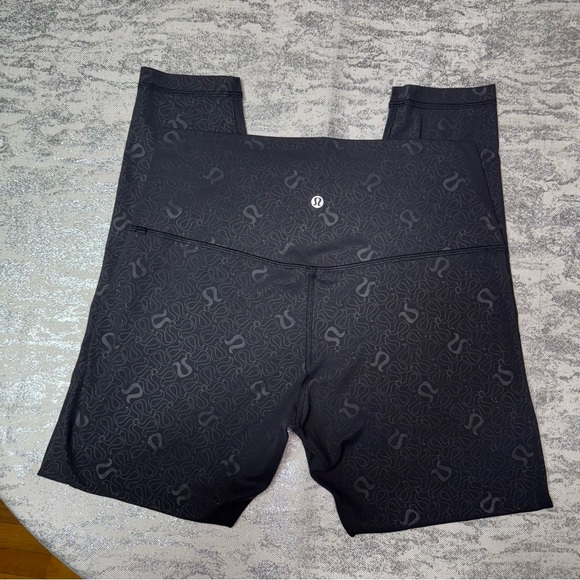 Lululemon Align High Rise Pant Leggings Yoga Emboss Black Size 10 - Picture 8 of 9